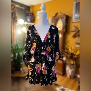Torrid Black Floral Tunic 00